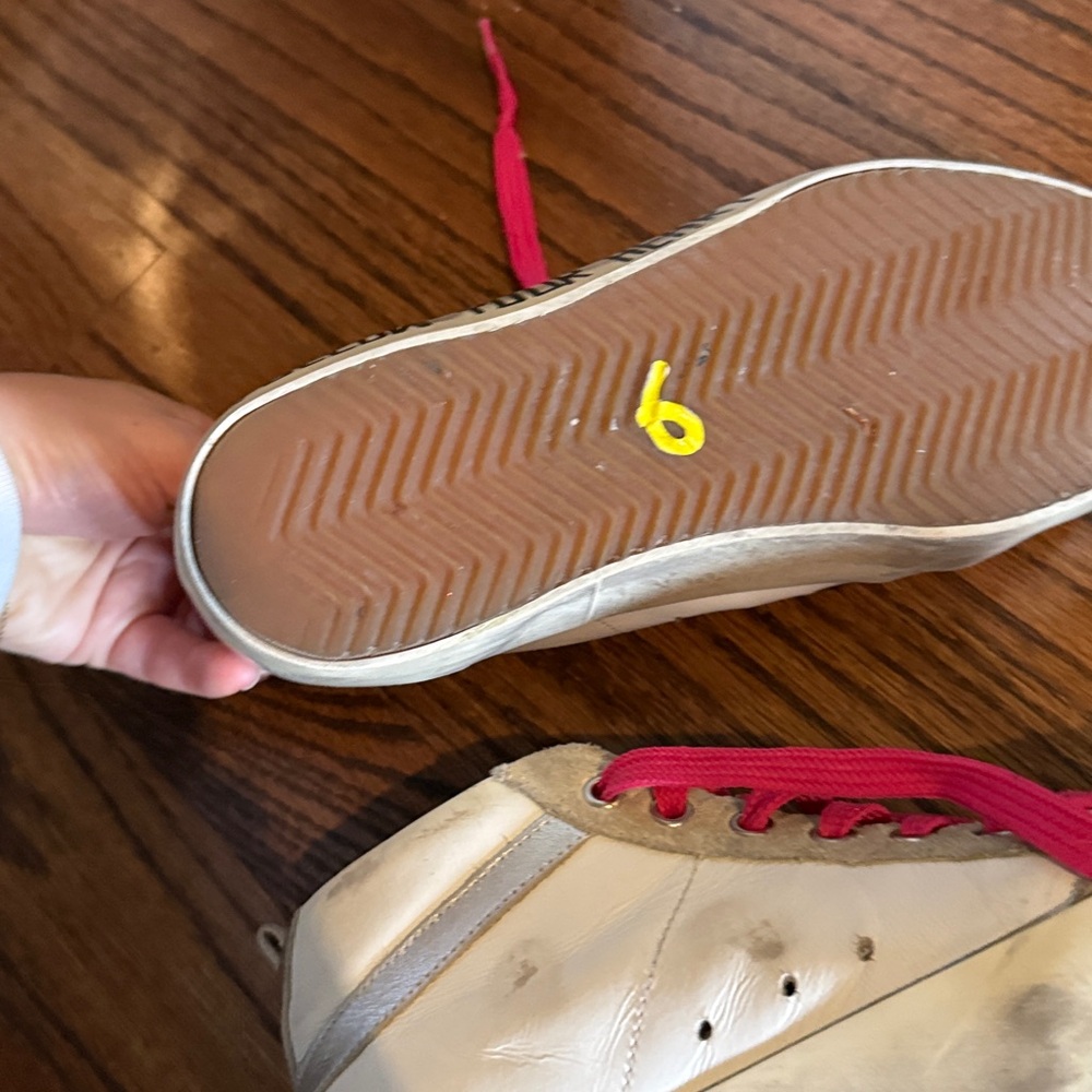 Golden Goose White Sneakers with Pink Laces - Picture 6 of 6